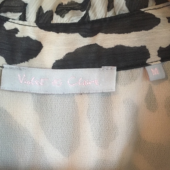 Violet & Claire leopard black and white top Sz M - Picture 5 of 8
